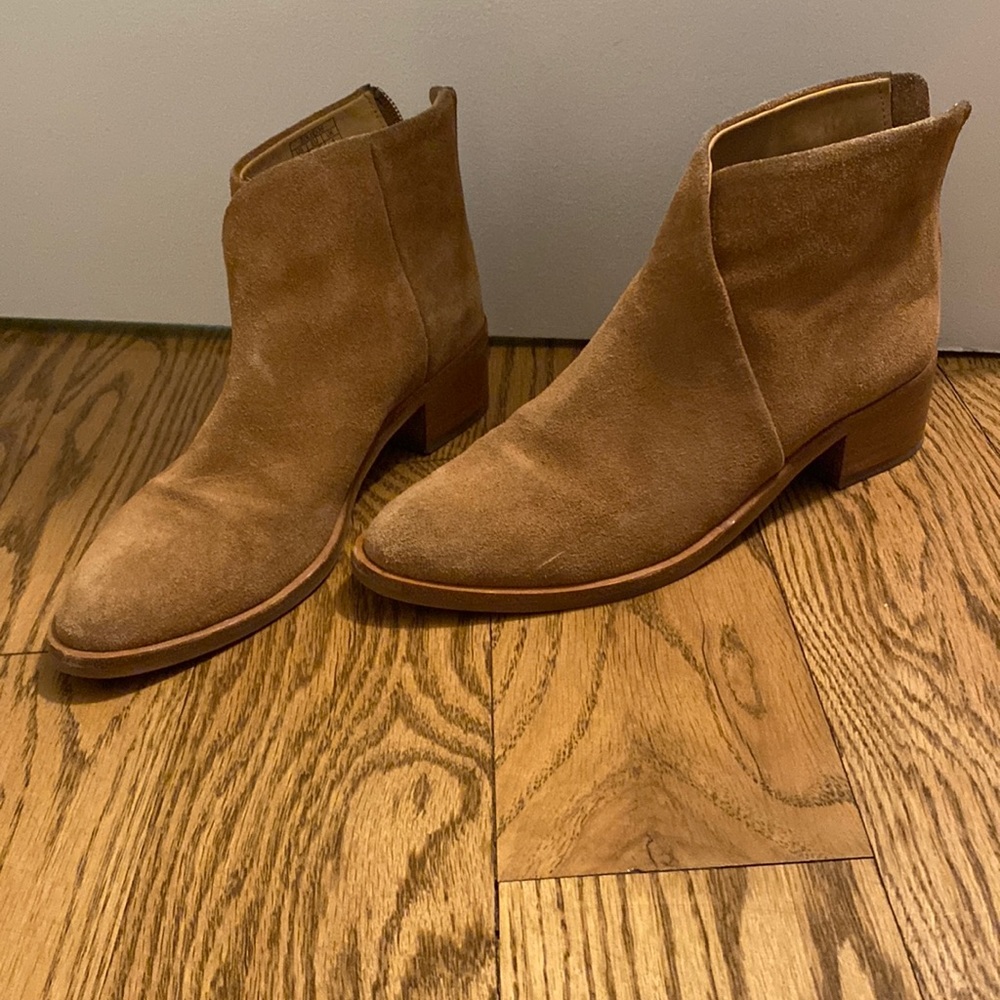 Soludos Venetian bootie